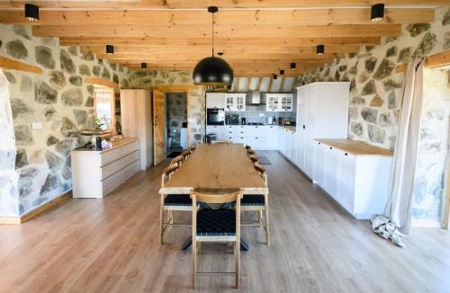 Politiko House | Serenity Mountain