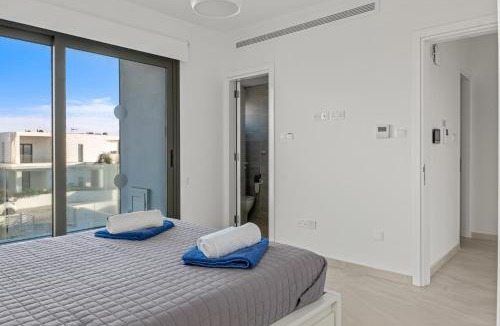 Softades Villa | Serenity Waves Villa 12