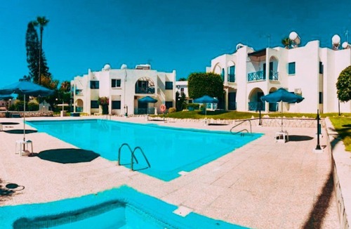 Larnaca Apartment | Shelter next to the beach