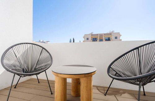 Emba Apartment | Silene Residence II - Two Bedroom Apartment, Sleeps 4