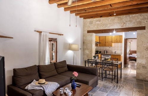 Droushia Villa | Simeon Estate: Cozzy Stone House with Private Pool