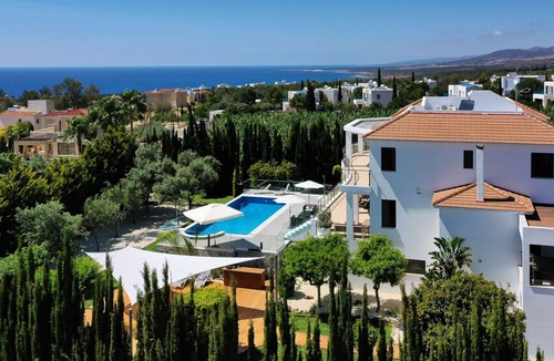 Agios Georgios Pegeias Villa | Simply majestic, villa with infinity pool in Sea Caves