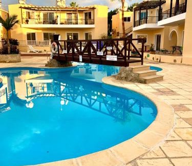 Universal Apartment | Sirena Cypria Sunset 15