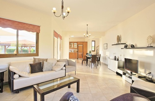 Pano Arodhes Villa | Skouli: A traditional property in Skoulli, near Polis, with heated pool