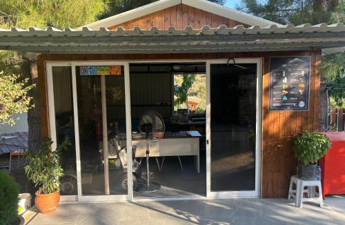 Vasa Koilaniou Ski Chalet | SOFROS VALLEY HILLS CHALET