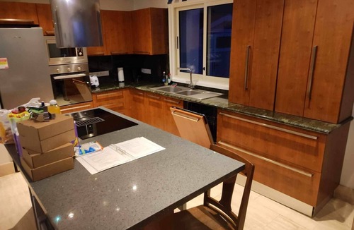 Pervolia House | Spacious 4-bedroom villa in quiet Perivolia Larnakas