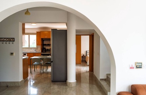 Polis House | Spacious 5-bedroom house with AC in lovely Poli Chrysochous