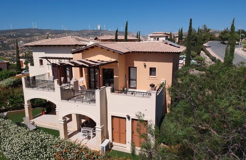 Aphrodite Hills Apartment | Spacious Apartment With Magnificent View On The Sea