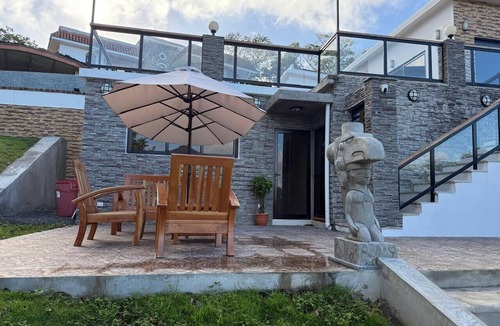 San Juan del Sur Apartment | Spacious family apartment within the Tree Casa resort. Sleeps 8. Pet Friendly.