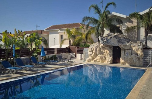 Oroklini House | SPACIOUS HOUSE WITH POOL AND ALL AMENITIES, APPROX. 150 m², LARNACA/ZYPERN