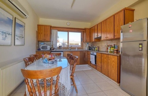 Pernera Villa | Spacious, Luxurious 3 Bedroom Villa, Big Swimming Pool, big plot can sleep 8