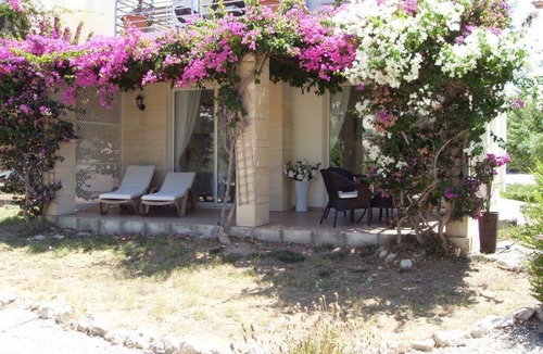 Esentepe Apartment | Spacious sea view terraced apartment, family friendly.