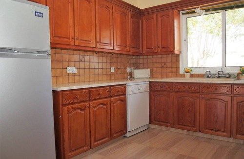 Pareklisia House | Spacious Villa In Pareklisia - 3 Minutes To The Sea, Great Views And Jacuzzi