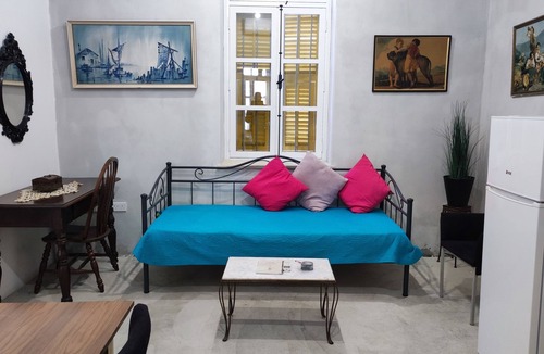 Larnaca City Centre Apartment | St Lazaros Studios 2