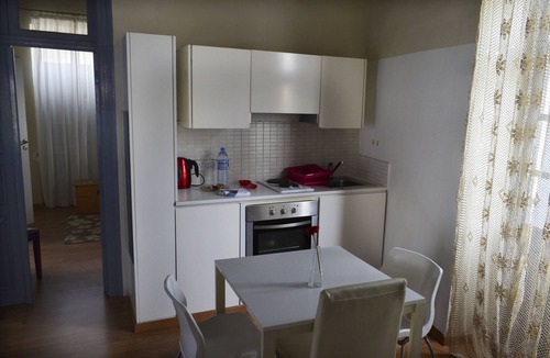 Aradippou Apartment | St. Lazaros Studios