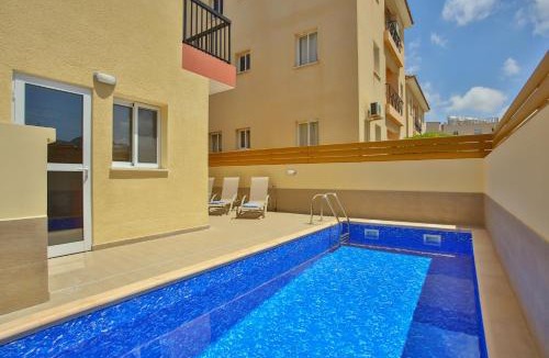 Universal Villa | Star House