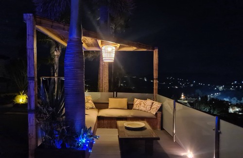Monagroulli Villa | Star in the Med 💫 A unique 4 Bed property with style & great chill out vibe.