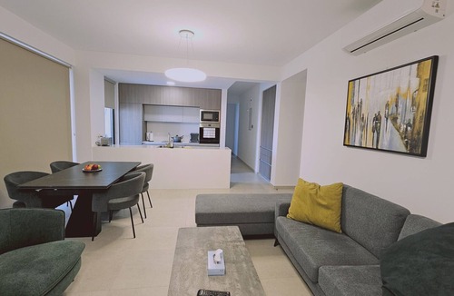 Larnaca Apartment | STAY Diamond Apartment