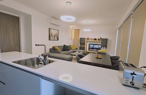 Larnaca Apartment | STAY Diamond Apartment