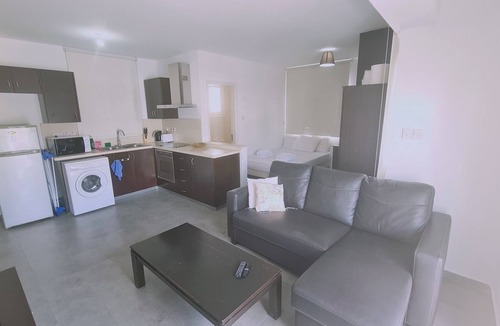 Egkomi Apartment | STAY Universal Studio