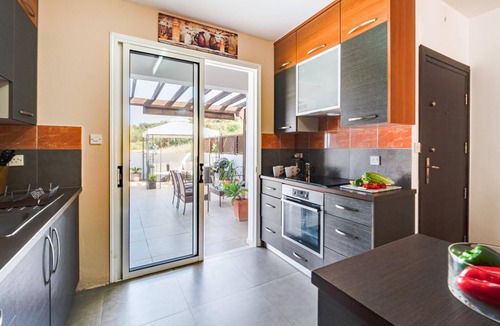 Polis Apartment | Steni Views Apartment