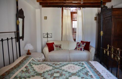 Tsada House | Stone House