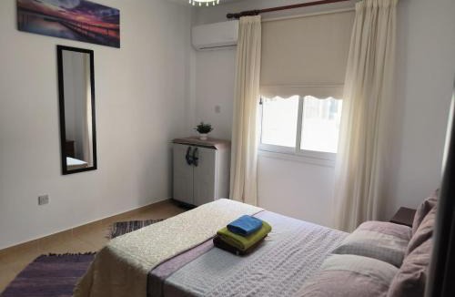 Oroklini Apartment | STOP! Book Now 3 Bedroom Large Apartment in Oroklini