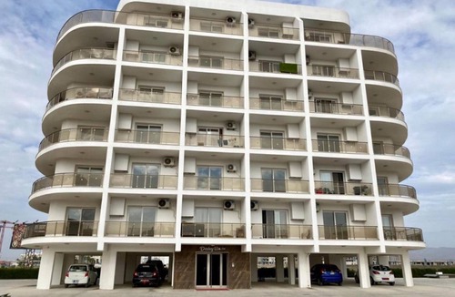 Trikomo Apartment | Studio apartment in iskele with pool and restaurants and 200 meters to sean