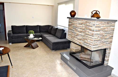 Argaka Villa | Stunning Bungalow/Villa - Amazing Sea Views - Heated Infinity Pool - Pool Table