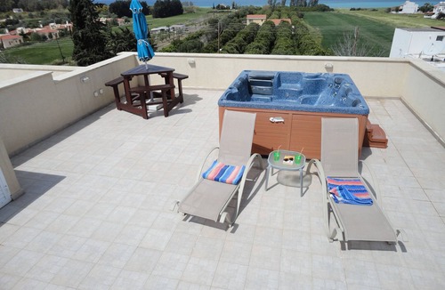Polis Apartment | Stunning Penthouse, private roof terrace, sea views, WiFi, lift.