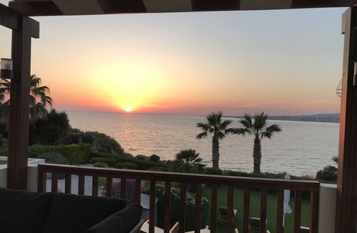 Kissonerga Villa | Stunning Seafront 2 Bedroom Villa with Private Pool