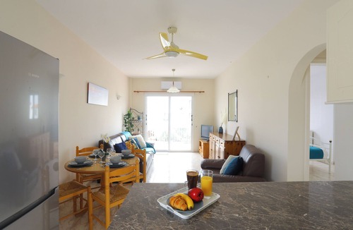 Universal Apartment | Stylish 2 Bed Apartment in Central Paphos, Close To Beach, Home From Home