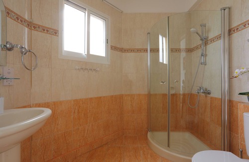 Universal Apartment | Stylish 2 Bed Apartment in Central Paphos, Close To Beach, Home From Home