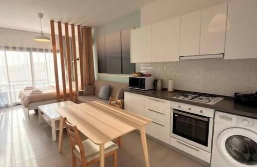 Trikomo Apartment | Stylish Studio Apartment with Pool View at Caesar Resort