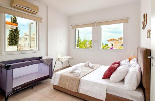 Pyla Villa | Sunny Villa with Hot Tub, Garden and 2 Bedrooms, 5 Minutes to the Beach