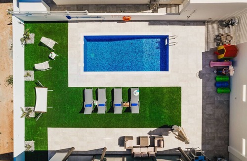 Pernera Villa | SunnyVillas: 4BR New Villa*Private Pool*AL10