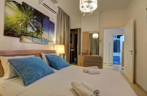 Cape Greko Villa | SunnyVillas: 4BR Villa☆Private Pool + Jacuzzi - Villa Amelie