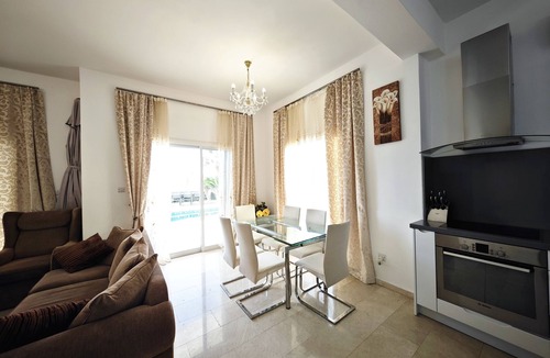Pegeia Villa | SunResidence, 3 bed, first line, Coral bay