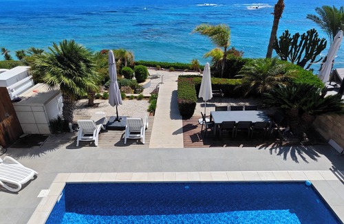 Pegeia Villa | SunResidence, 3 bed, first line, Coral bay