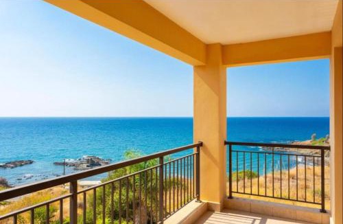 Pomos Villa | Sunset View Mermaid Villa