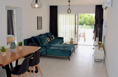 Tala Apartment | Tala Luxury apartments with pool by Raise