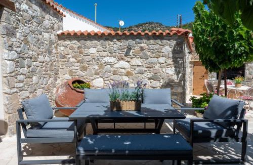 Vasa Koilaniou House | Terra Nobile, 3BR Mountain Stone Escape BBQ Fireplace