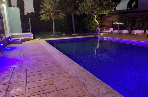 Protaras Villa | The best location in Protaras - 800m walk to Protaras Entertaint, 1km to sea