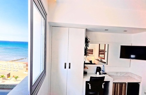Larnaca Hotel | The Ciao Stelio Deluxe Hotel - Adults Only