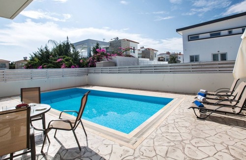 Pernera Villa | The Complete Guide to Renting Your Exclusive Holiday Villa in Protaras with Private Pool and Close to the Beach