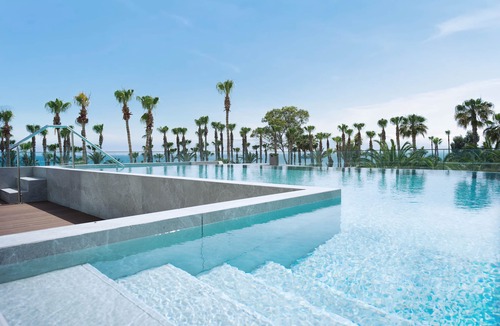 Limassol Hotel | The GrandResort Leonardo Limited Edition