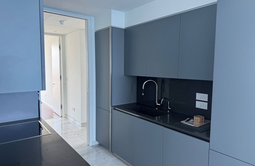 Neapolis Apartment | The One Tower: Luxury Oceanfront 3BR with Panoramic Sea Views