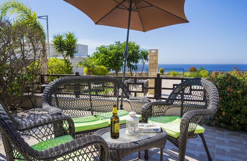 Peyia Town Villa | 'The Winning Post' - 3 Bed, 2 Bath, Single Storey Villa with Private Pool in Sea Caves
