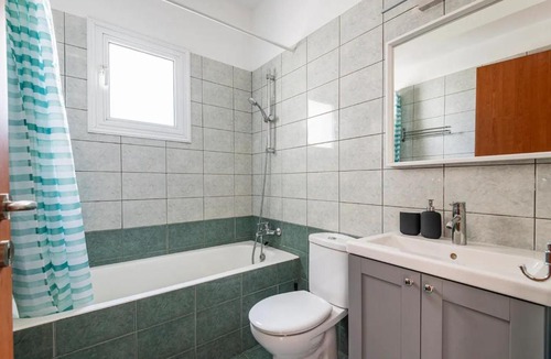 Larnaca City Centre Apartment | Top Floor Apartment City Center