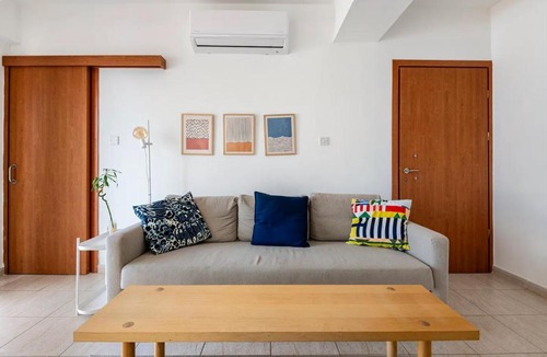 Larnaca City Centre Apartment | Top Floor Apartment City Center